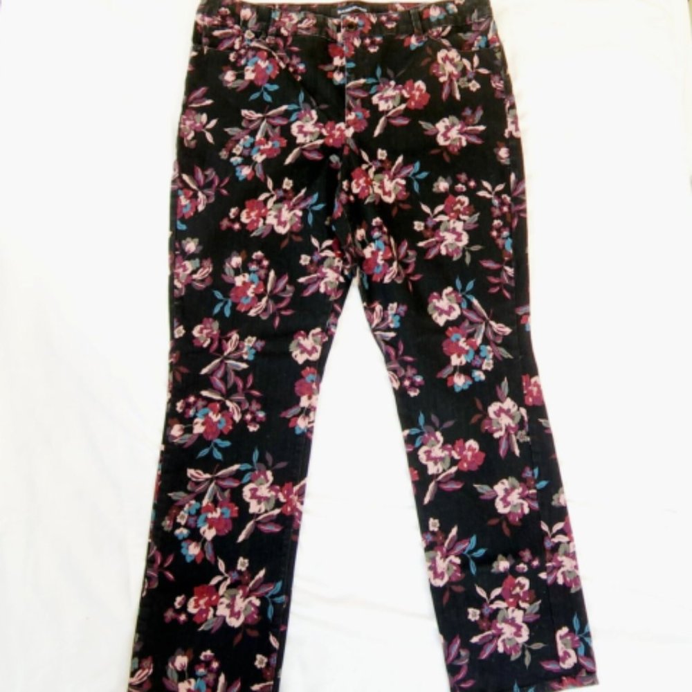 Bandolino Floral Print Jeans Size 18 Amy 5 pockets straight leg